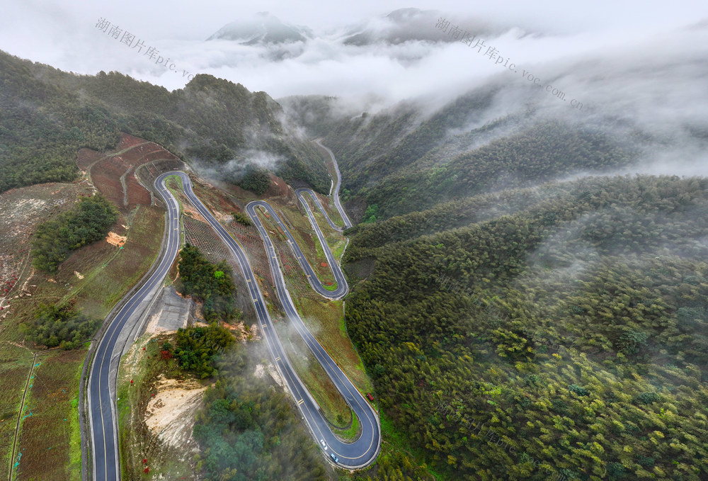 湖南  郴州市  苏仙区  王仙岭  盘山公路  云雾  盘山公路  风景  