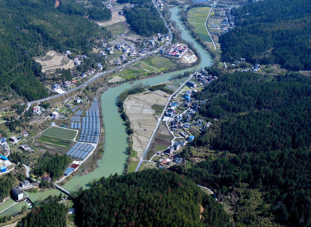 湖南桂东 春日农村 画  普乐镇堡下村