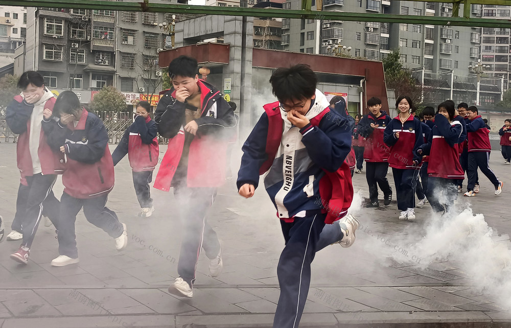 消防学生 应急 安全 演练