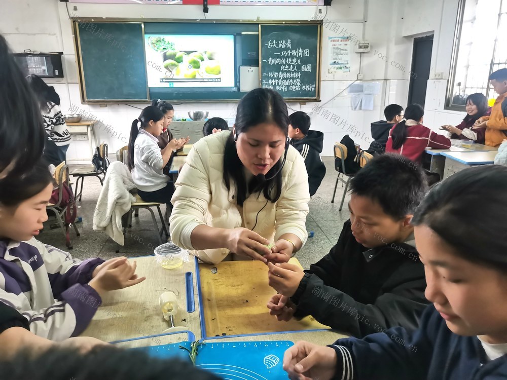 清明 青团 学校 学生 课堂融合