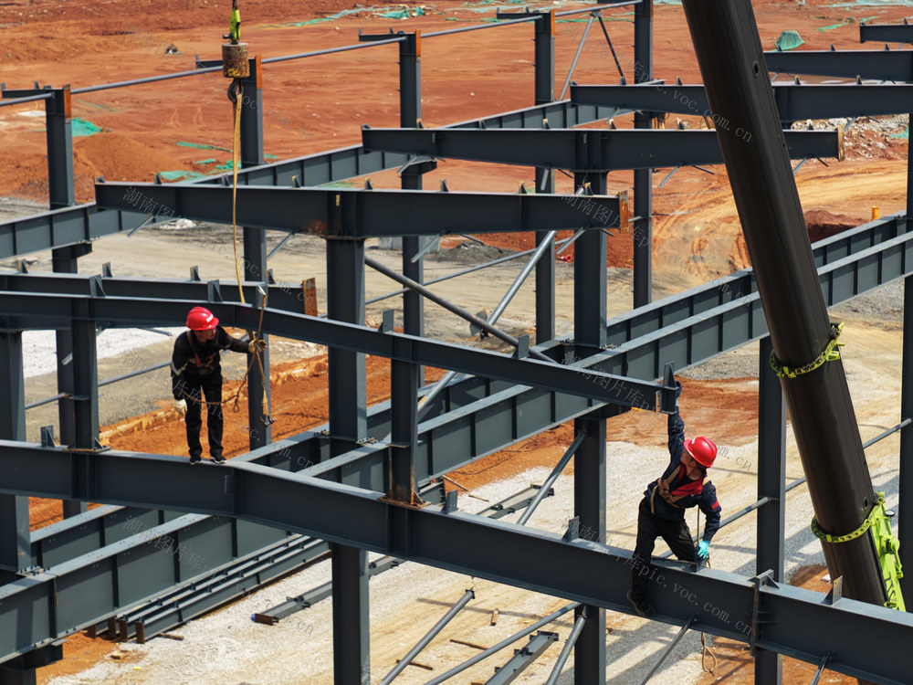 嘉禾：坚守岗位施工忙