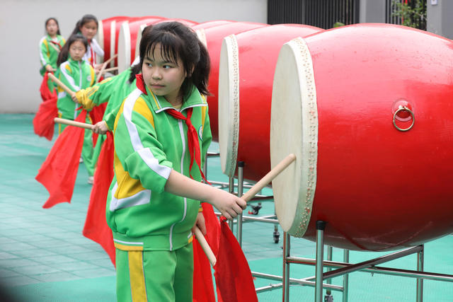 土家族 湘西 学校 苗族 小学  课后 服务 教师  中华 传统 文化 传承 飞扬