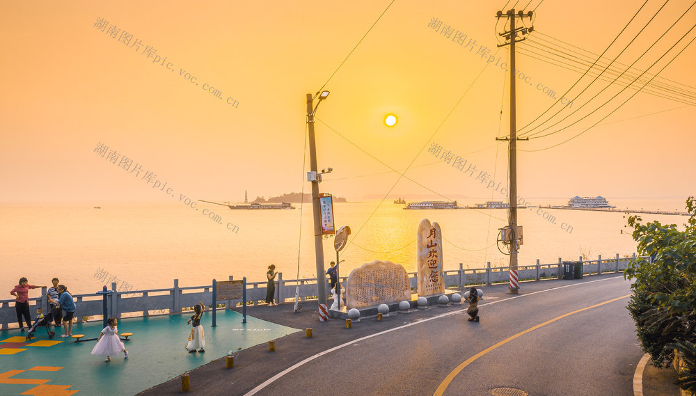 岳阳洞庭湖飘尾网红打卡地 岳阳飘尾 洞庭湖日落 岳阳城市地标
