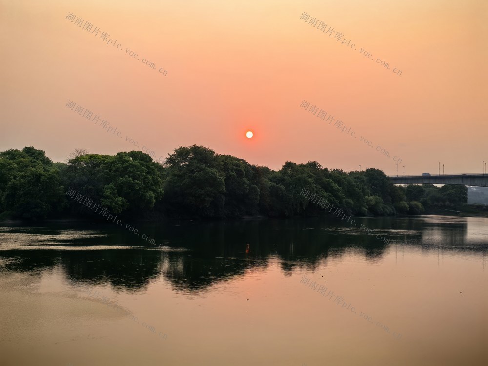潇水河畔 晨曦 