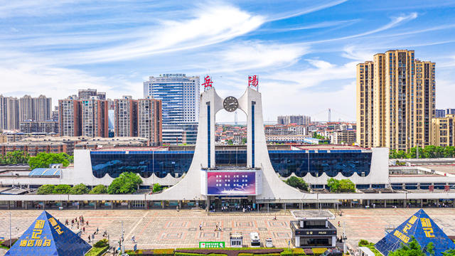 岳阳火车站航拍 岳阳航拍 岳阳交通 岳阳城市航拍