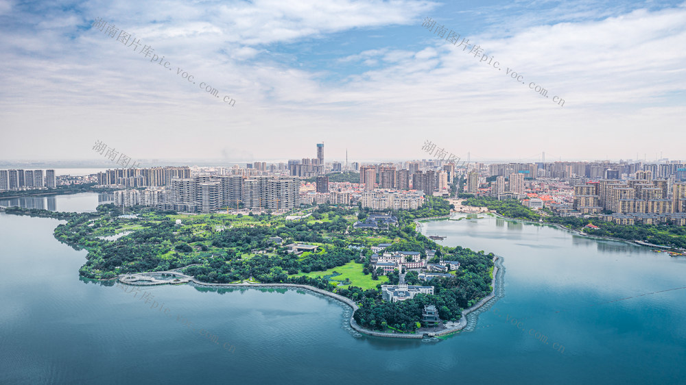 岳阳南湖广场航拍全景 岳阳航拍  岳阳城市航拍 岳阳自然风光 岳阳城市绿化 