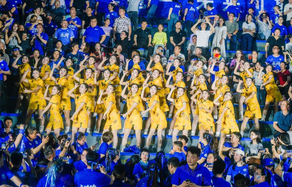 湖南道县：2026道县农商银行杯双冠邀请赛举行