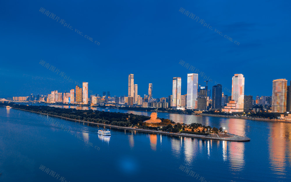 长沙橘子洲城市夜景灯光航拍 长沙湘江橘子洲 长沙夜景灯光 长沙城市夜景 长沙灯光秀