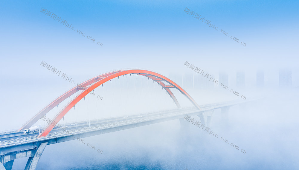 长沙福元路大桥云雾航拍 湘江云海 湘江云雾缭绕 湖南长沙 长沙开福区 长沙城市地标 长沙交通