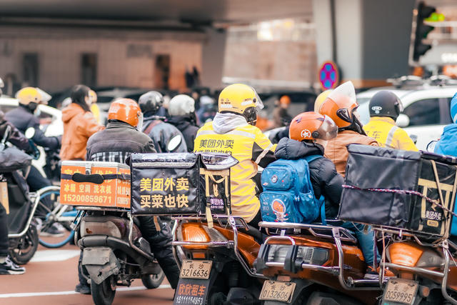 长沙街头 长沙街景 长沙美团骑手 长沙外卖骑手 长沙社会人文