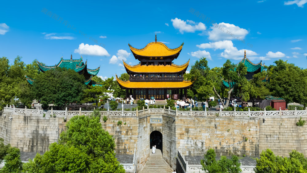 湖南岳阳 岳阳楼 岳阳城市风光 岳阳航拍视频 岳阳城市航拍 洞庭湖 岳阳风光 岳阳城市建筑 岳阳视频 岳阳市 岳阳人文 岳阳航拍 岳阳洞庭湖 湖南风光 巴陵广场 岳阳旅游景区 古建筑 文化古迹 城市风光 名胜古迹 中国风 传统文化 城市景观