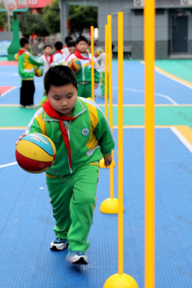 土家族 湘西 苗族 小学 社团 篮球 湘BA 火热 校园 篮球热