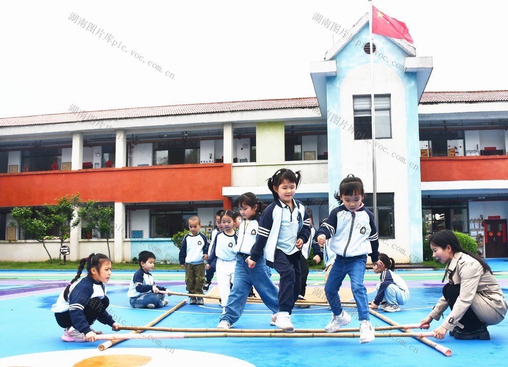  喜迎传统节日“三月三”