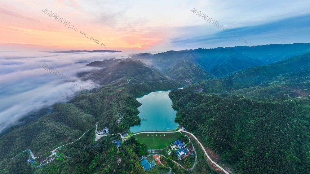 春景，泸阳林场，云海，青山，生态环境