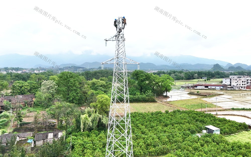    铁塔施工保供电