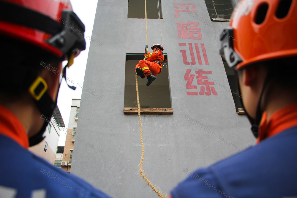 消防 安全 灭火 救援 训练 