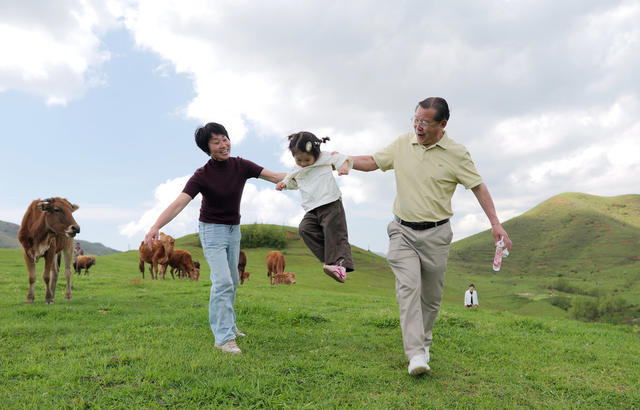 黄金牧场春日游