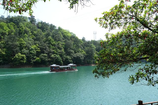 游览石燕湖