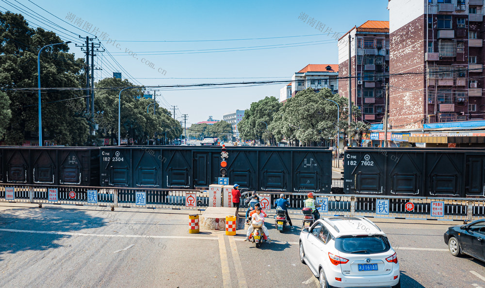 岳阳城陵矶路口铁路闸口 岳阳交通 岳阳城市交通 岳阳城市航拍 岳阳火车 岳阳城市发展