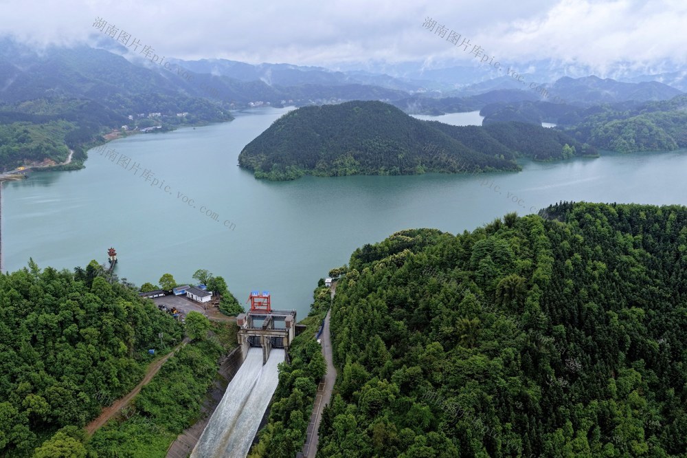 湖南 常宁 洋泉水库 泄洪
​
