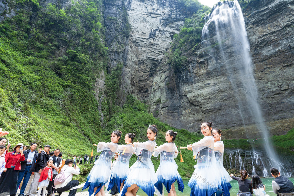 踏语流纱    山水实景剧   五一
