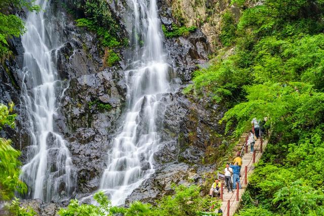 旅游  瀑布  山水  休闲  自然