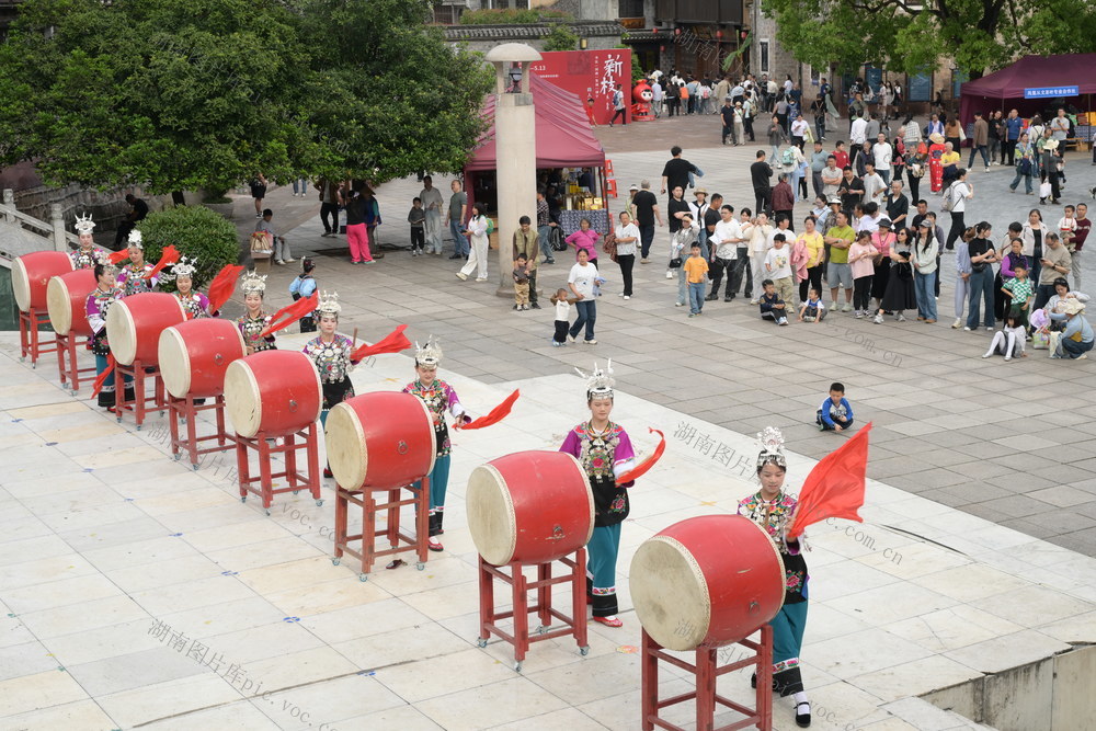 凤凰古城，旅游，五一假期，表演，表演