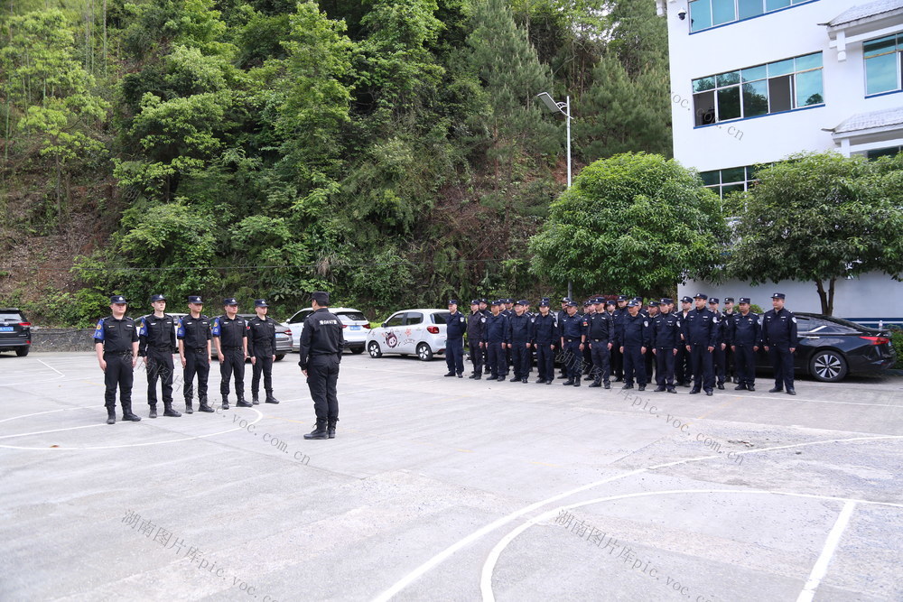 警察 大练兵 队列 最小单元作战