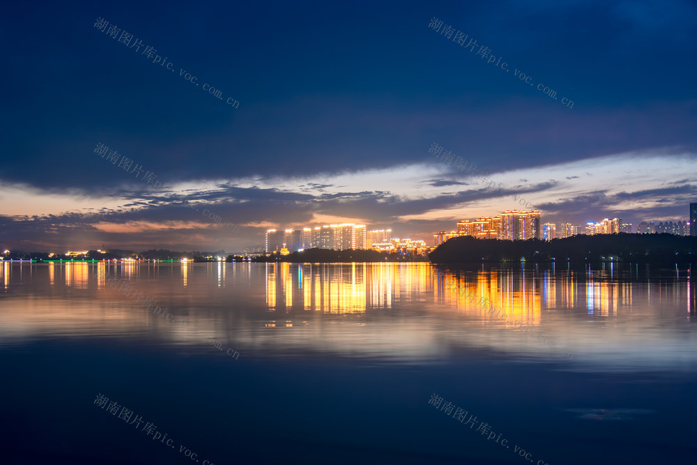 岳阳；岳阳楼区；南湖；日落