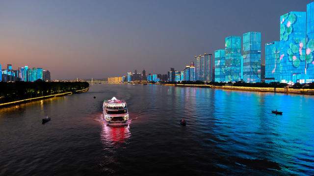 夜游湘江