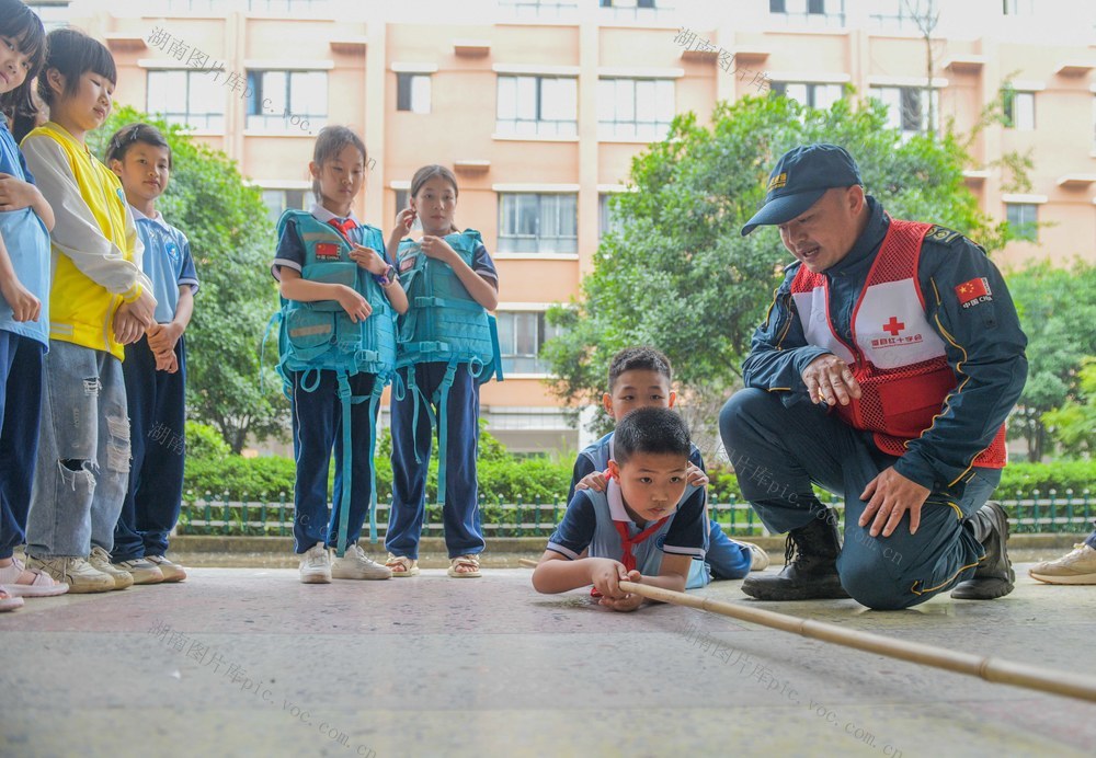 湖南道县：学应急救护知识
