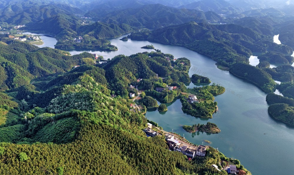 湖南 常宁 洋泉 绿水 青山 民居 美景