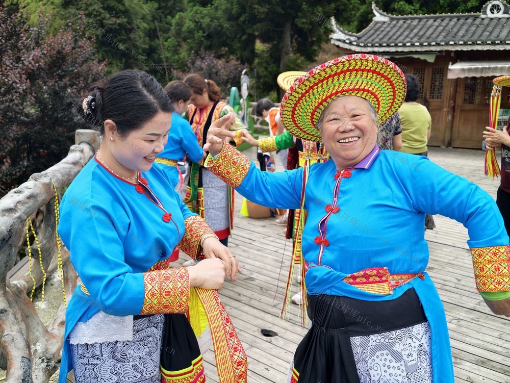 旅游 花瑶