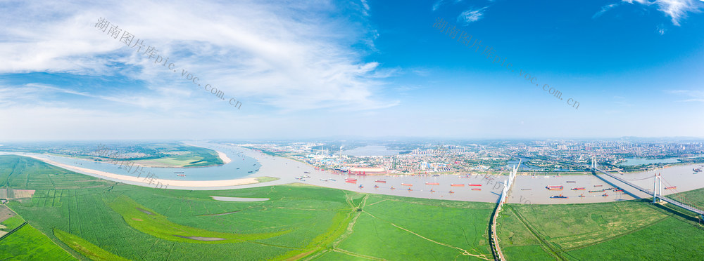 岳阳全景航拍  岳阳城陵矶 岳阳洞庭湖风光 岳阳城市航拍全景 岳阳三江口自然风光 岳阳自然风光 