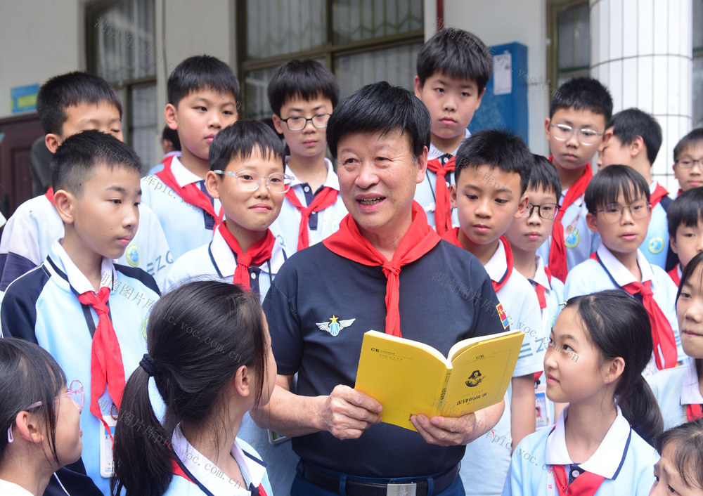嘉禾：学雷锋精神 争做好少年