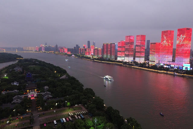 湘江两岸夜色美