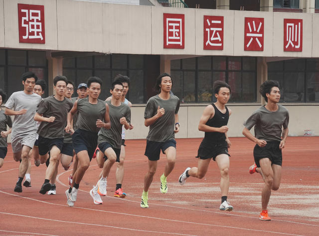 大学生 征兵 