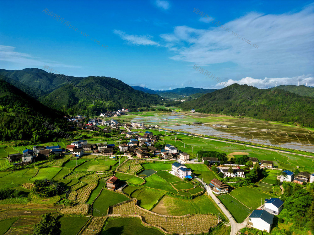侗乡 乡村 田园 青山 民居 美丽 新 农村