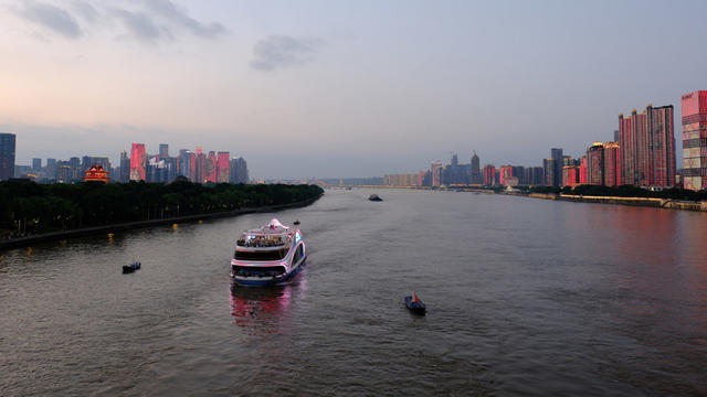 夜游湘江
