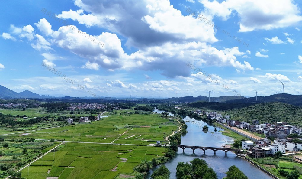  阡陌如画  