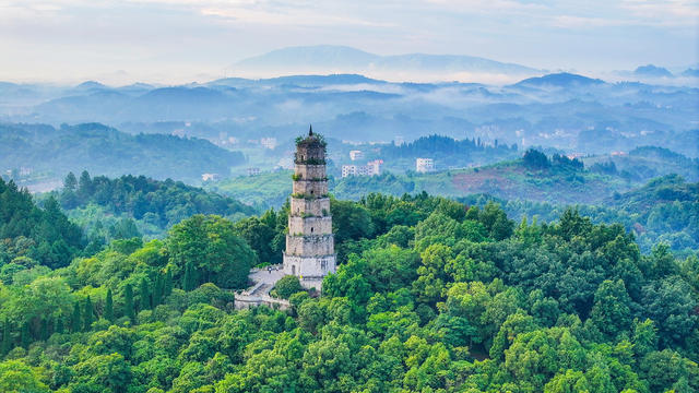 古塔  晨曦  云雾  乡村  和美
