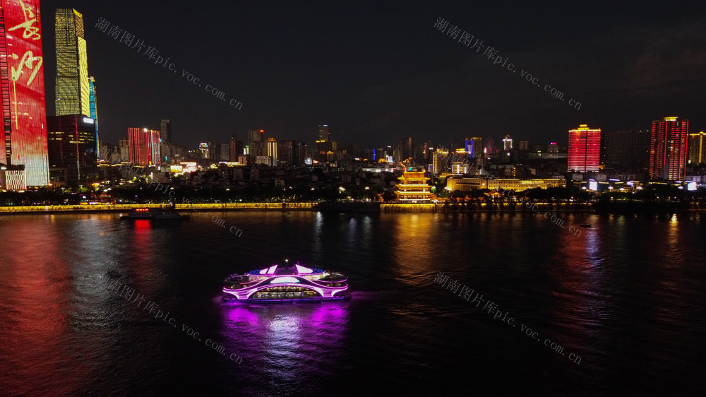湘江夜景璀璨