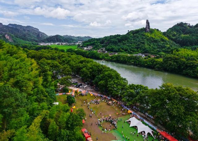 相约张崀桂  崀山好嗨鸭