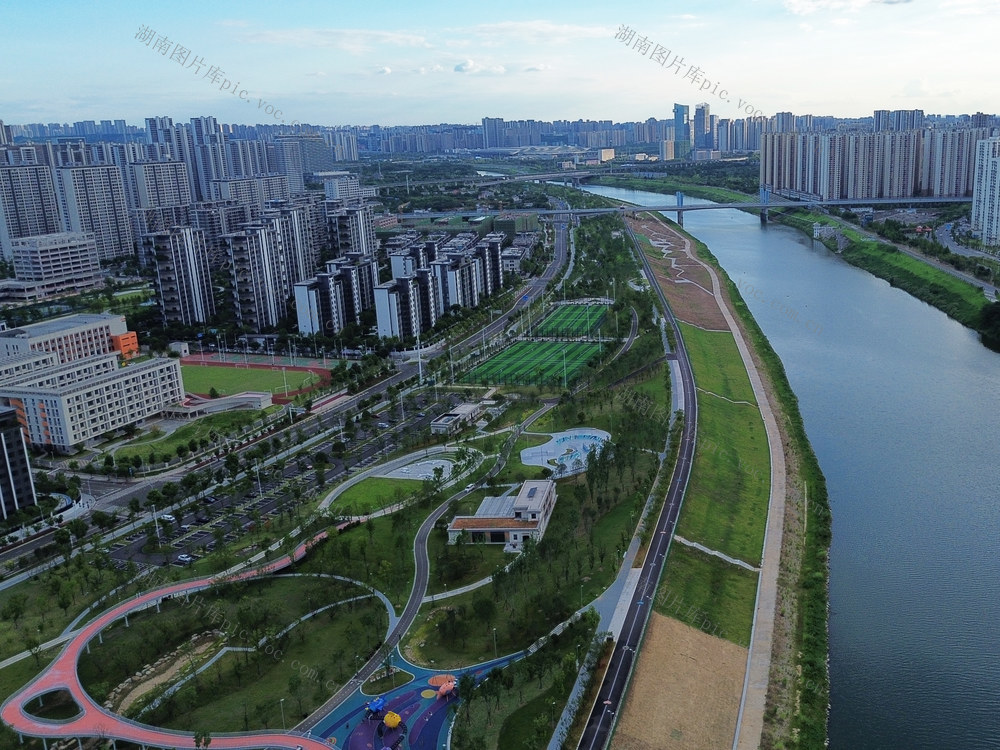 敢胜垸浏阳河风光带
