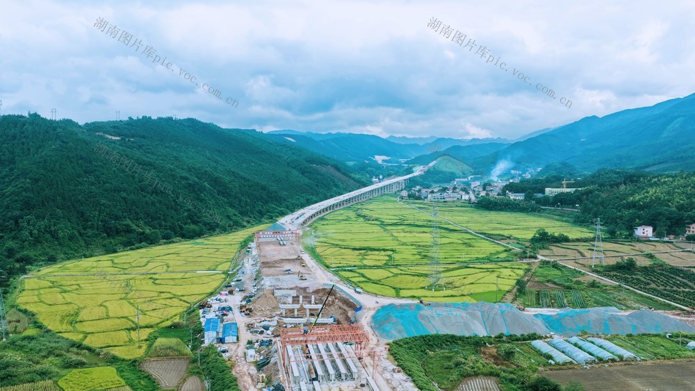 山水间筑通途