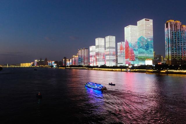 夜游湘江