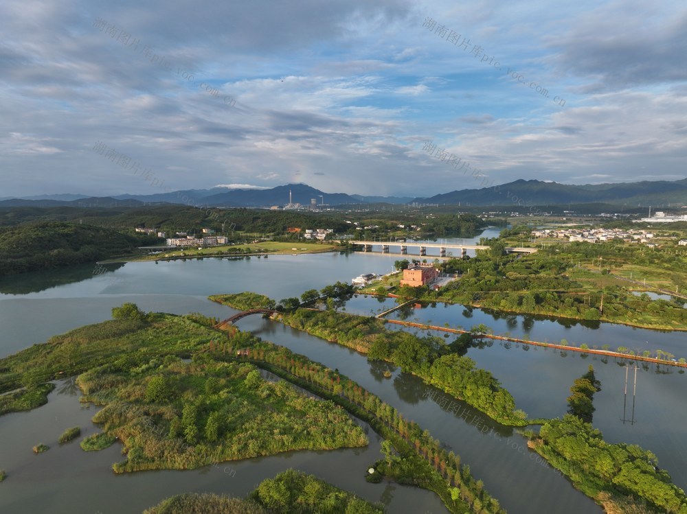 航拍  郴州市  苏仙区 
 飞天山  国家地质公园  翠江  风光带  丹霞地貌   山水画卷   自然风光  
