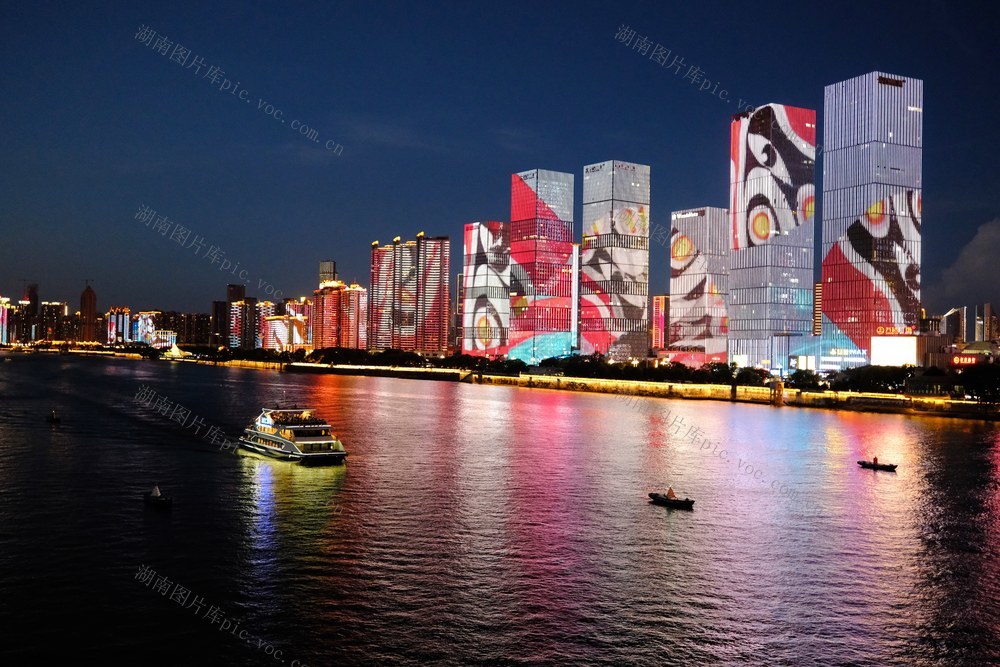 夜游湘江