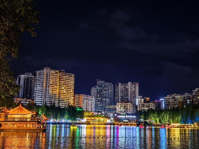 北湖公园 夜景 湘超 啤酒 亮化 绚丽多彩