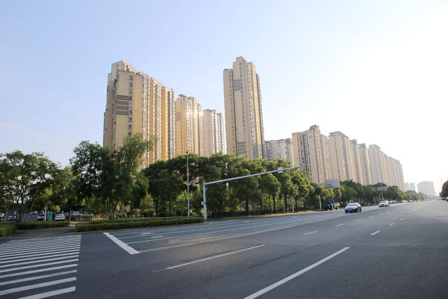 人与自然 和谐共生 城市图景